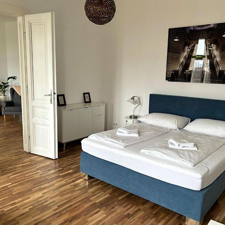 Casa Nostra - Sonnige Wohnung Direkt Am Augarten Wenen Buitenkant foto