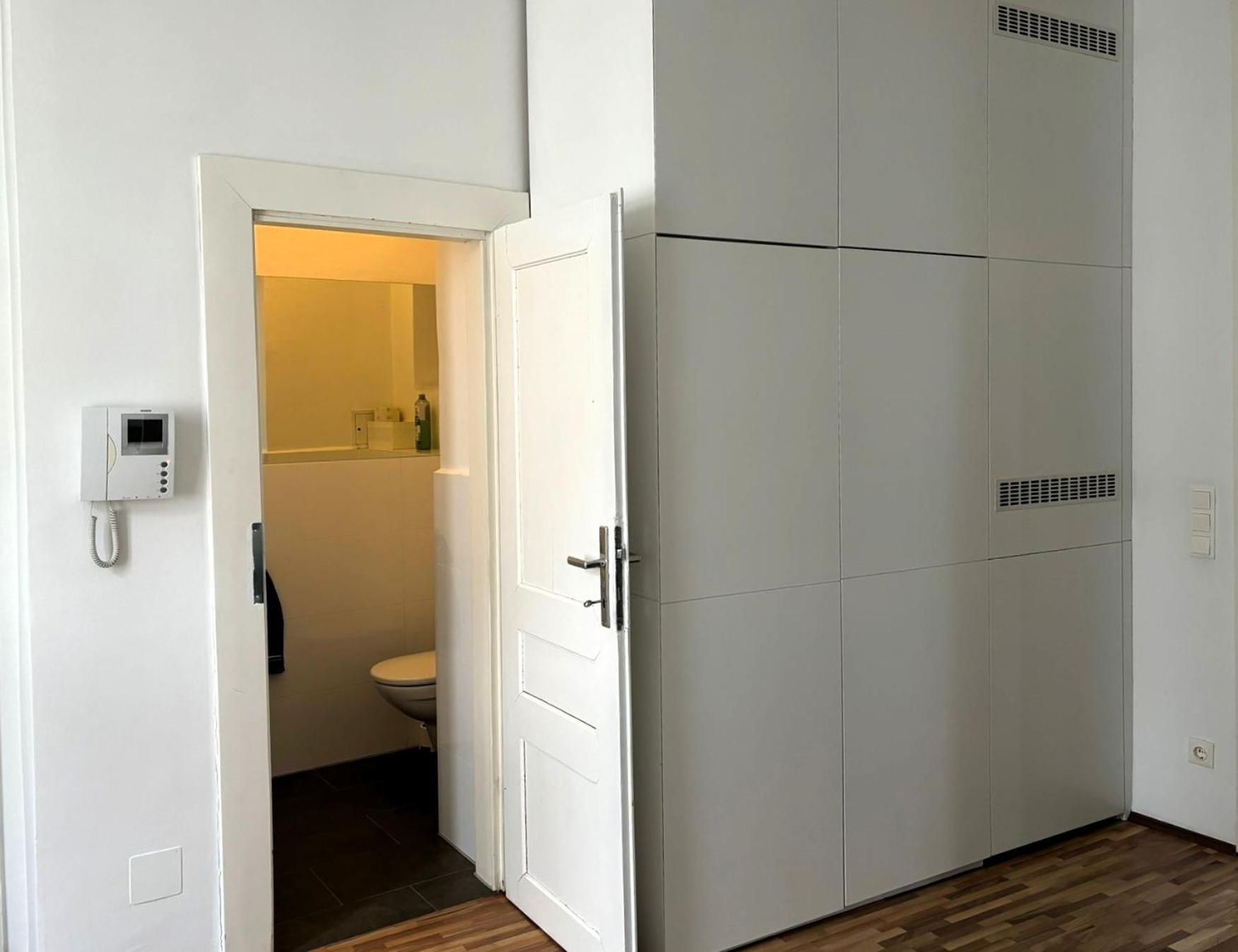 Casa Nostra - Sonnige Wohnung Direkt Am Augarten Wenen Buitenkant foto
