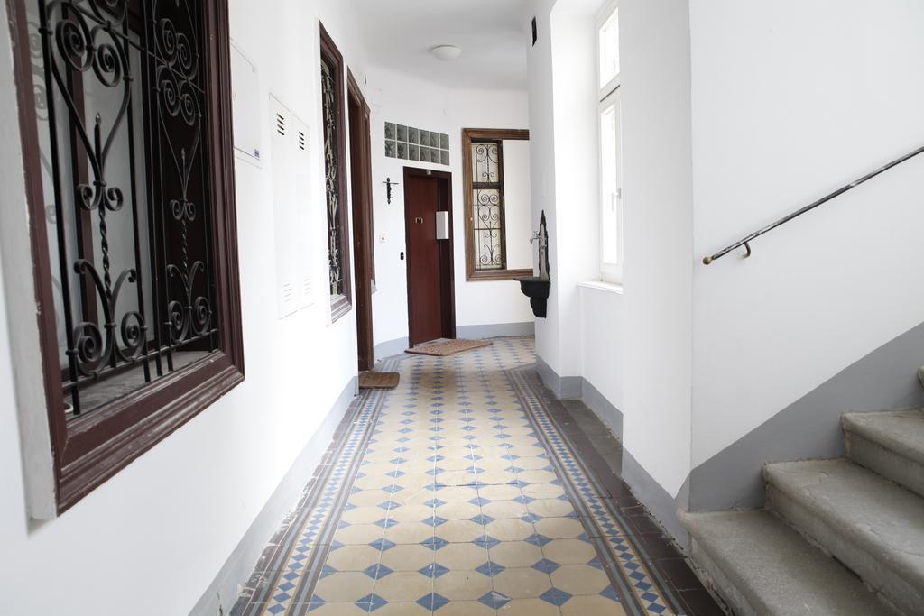 Casa Nostra - Sonnige Wohnung Direkt Am Augarten Wenen Buitenkant foto